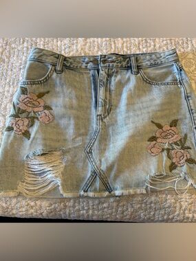 Hollister Light Wash Denim Mini Skirt with Pink Rose Embroidery